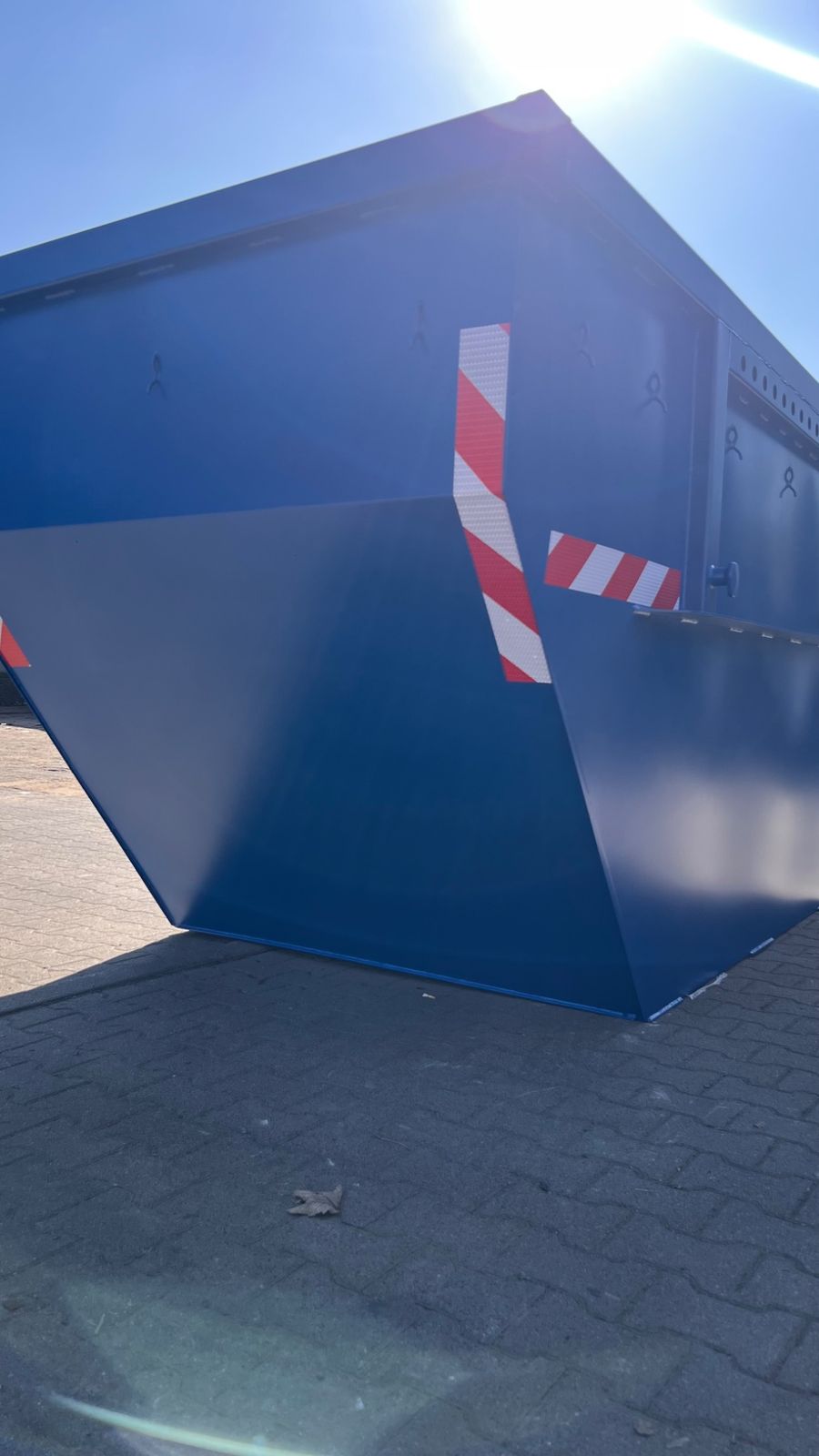 Absetzcontainer – Ansicht 11
