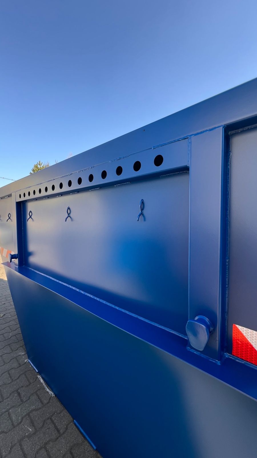 Absetzcontainer – Ansicht 9